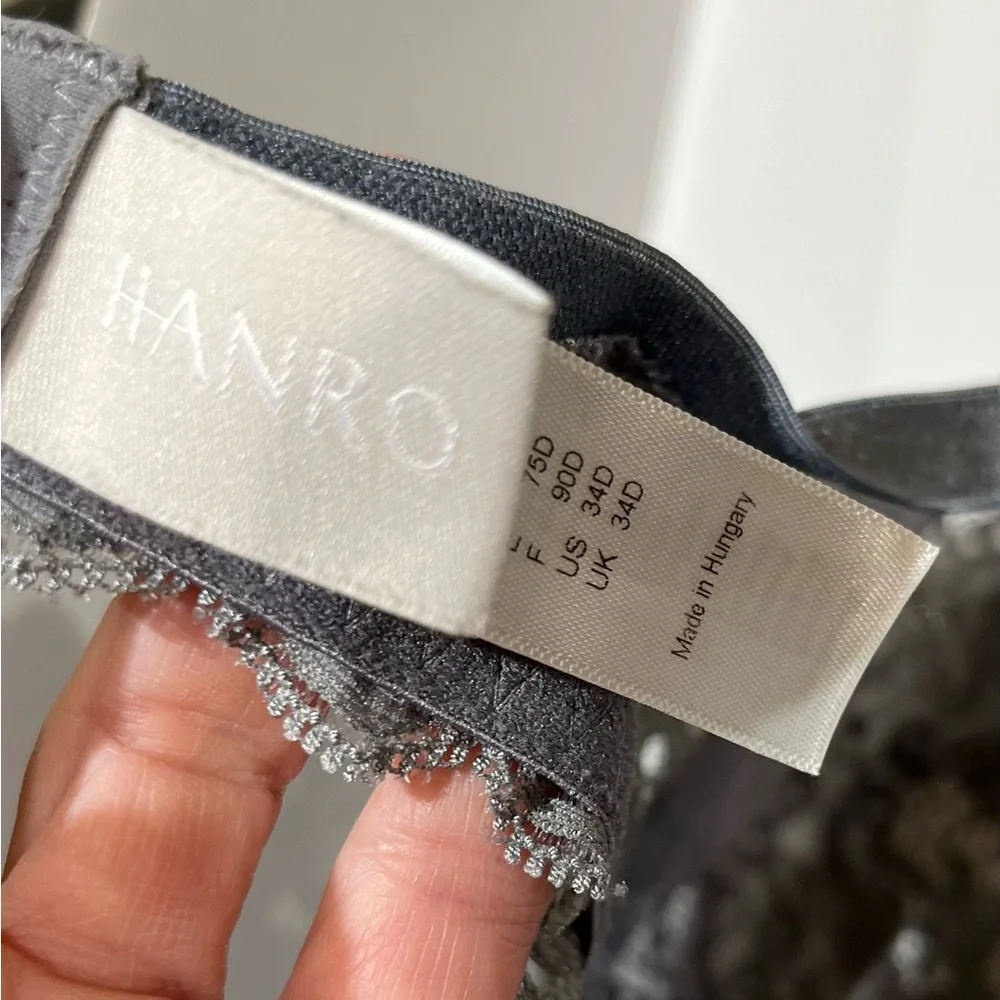 NWOT HANRO Grey Lace Bralette 34D, Soft Cup, Luxury Lingerie, Wireless Support - Picture 4 of 6
